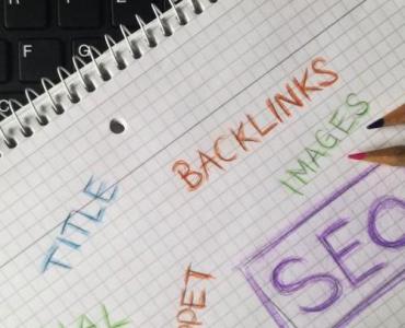 Zbuduj stronę firmową, którą Google pokocha: praktyczny plan krok po kroku